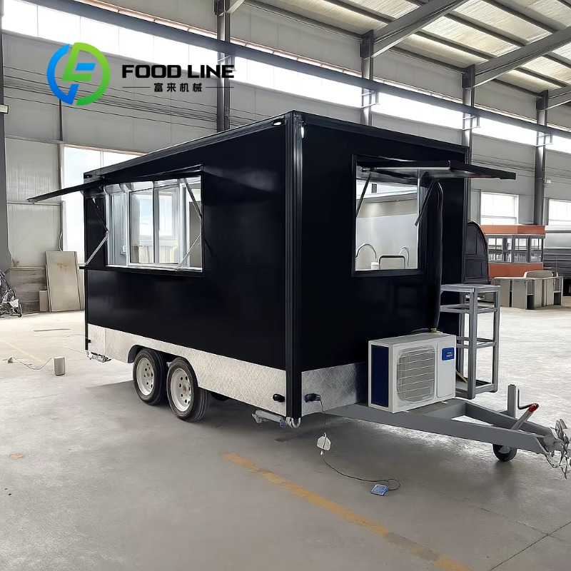 Fast Food With Snacks - Cucina Mobile Personalizzata, Rimorchio Quadrato per