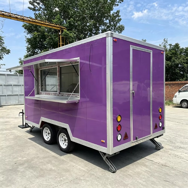 Rimorchio Moderno per Catering - Street Food Snacks recensione e prezzo