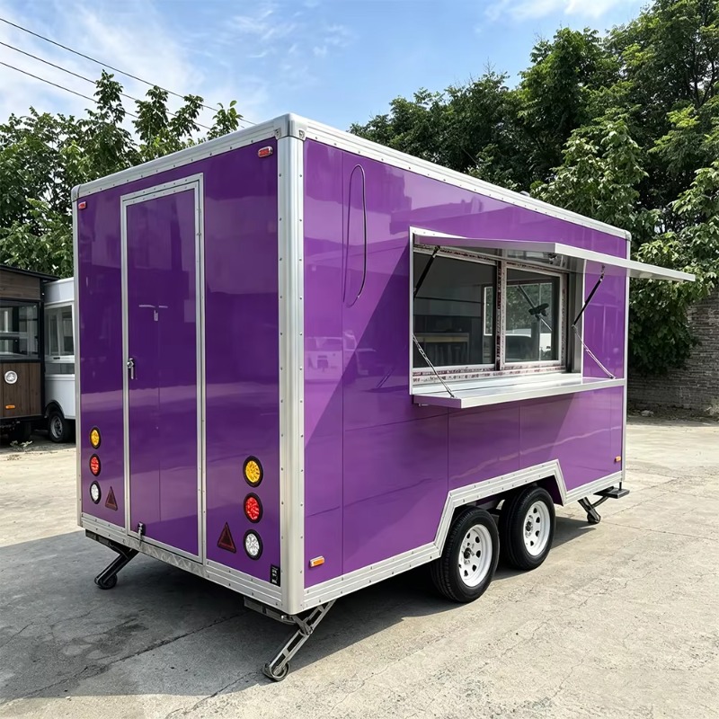 Rimorchio Moderno per Catering - Street Food Snacks recensione e prezzo